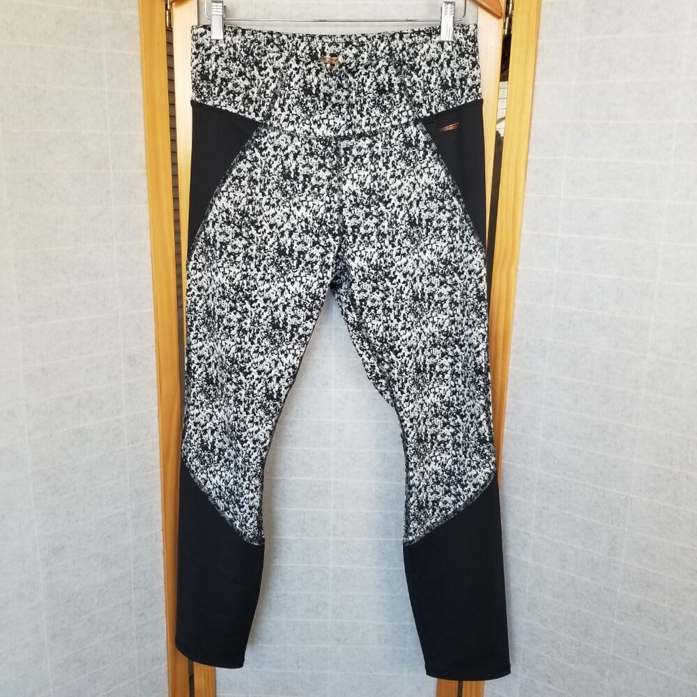 Copper Fit Compression Leggings Size XL Black Pixel Print